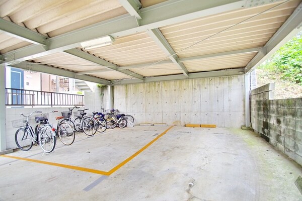 駐車場(☆タウンハウジング稲田堤店までお問い合わせください☆)