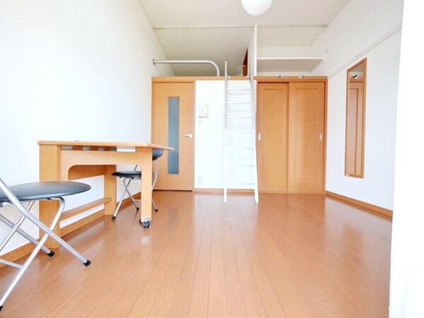 リビング・居室(★お部屋探しはタウンハウジング稲田堤店まで★)