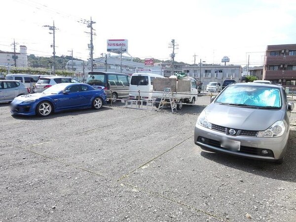 駐車場(★タウンハウジング稲田堤店★駐車場★)