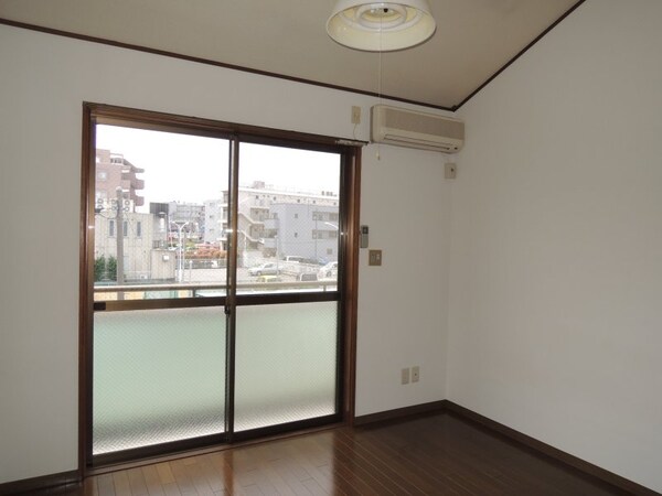 子供部屋(★お部屋探しはタウンハウジング稲田堤店まで★)