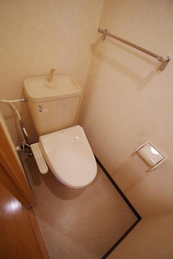 トイレ(★温水洗浄便座付のトイレ★)