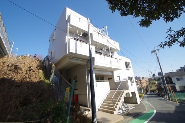 外観(★駅徒歩圏の立地★)