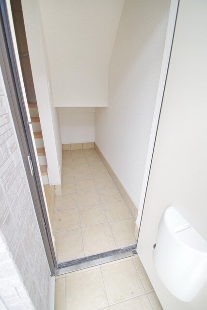 物件内観写真30　(★外から見た玄関です★)