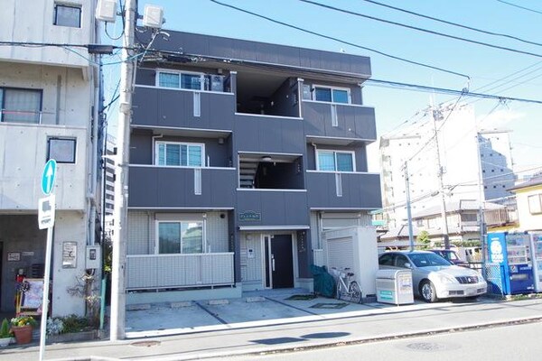 外観(★築浅のきれいな建物です★)
