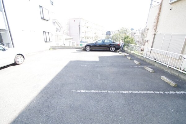 駐車場(★駐車場★)