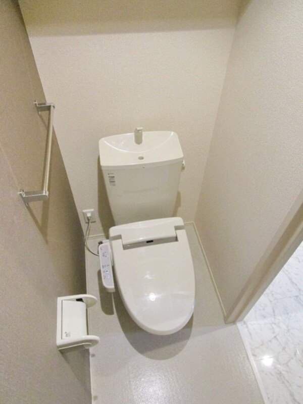 トイレ(☆シャワートイレ☆)