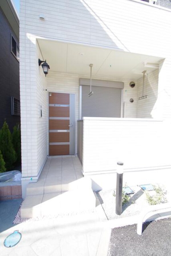 エントランス(★玄関前スペース★)