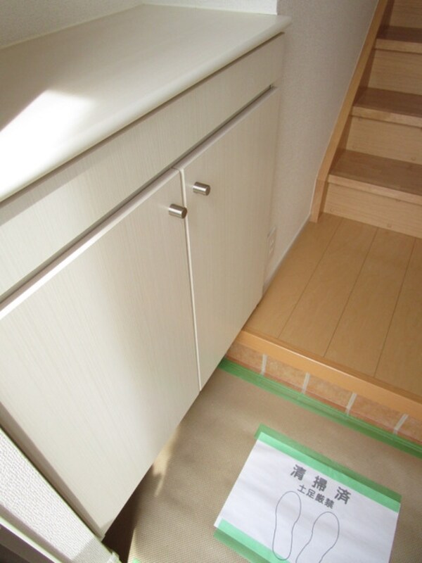 設備(★シューズＢＯＸ★)