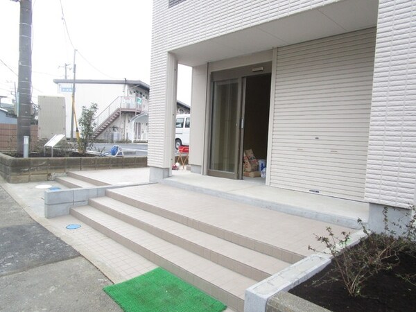 エントランス(★建物入り口部分です★)