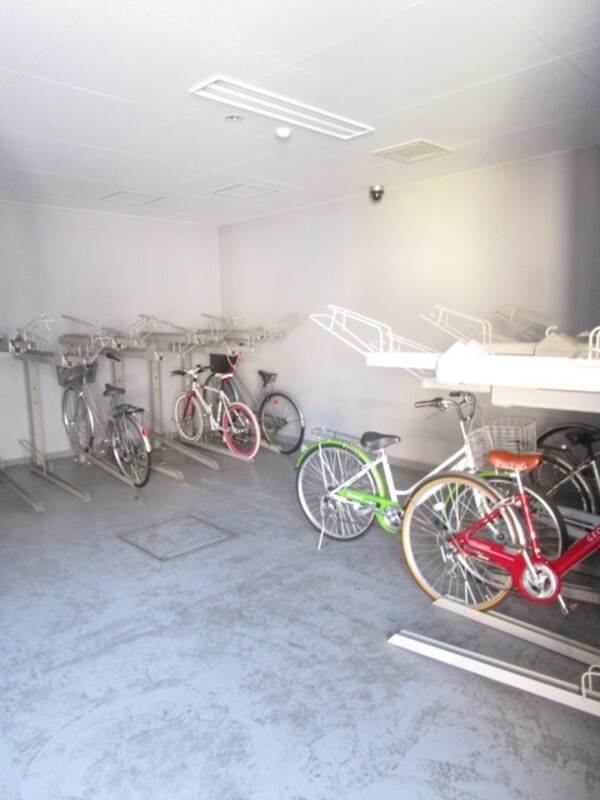 駐車場(★共用の駐輪場です★)
