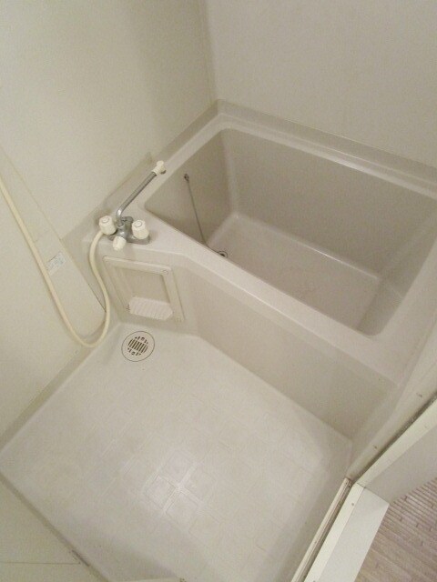 物件内観写真4　(★清潔なバスルーム★)