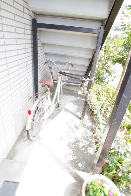 物件内観写真7　(★駐輪スペース★)