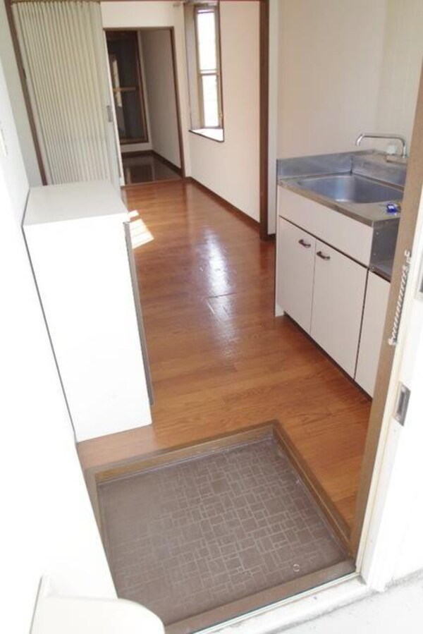 その他室内・内装(☆玄関からのキッチンスペース☆)