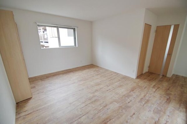 その他室内・内装(★綺麗なフローリングのお部屋です★)