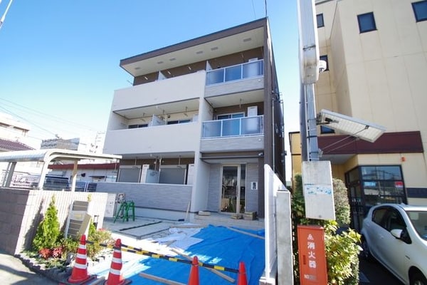 外観(★日当たりの良い建物です★)