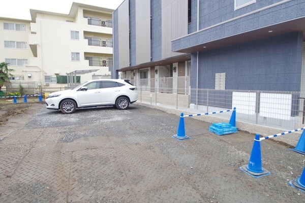 駐車場(★敷地内駐車場★)