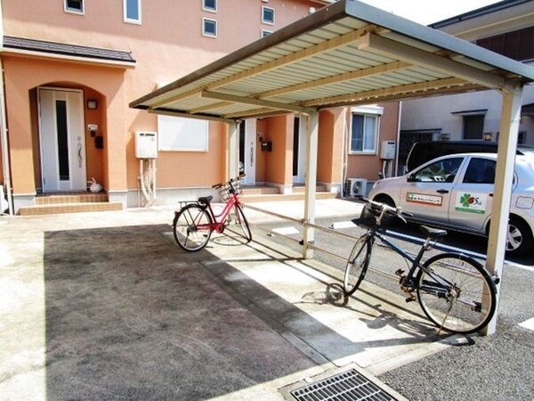 共有部分(☆屋根付きの駐輪場☆)