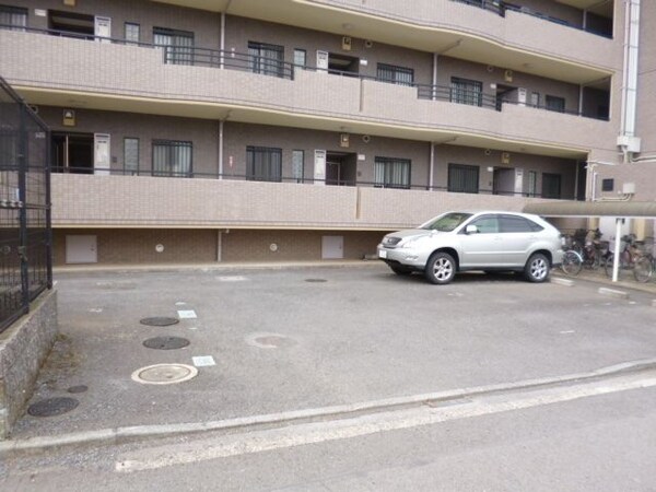 駐車場(★見学希望等はタウンハウジング中央林間店までお気軽に♪★)