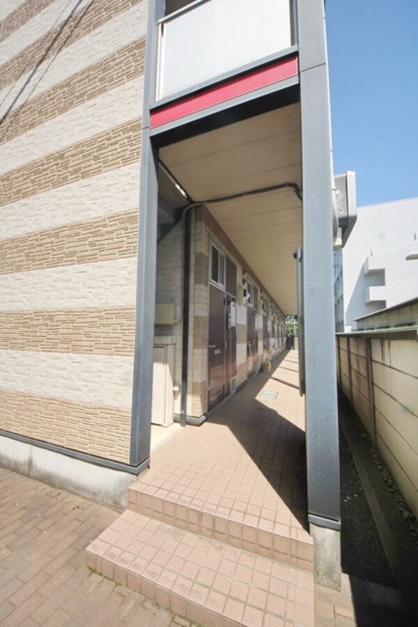 エントランス(★見学希望等はタウンハウジング中央林間店までお気軽に♪★)