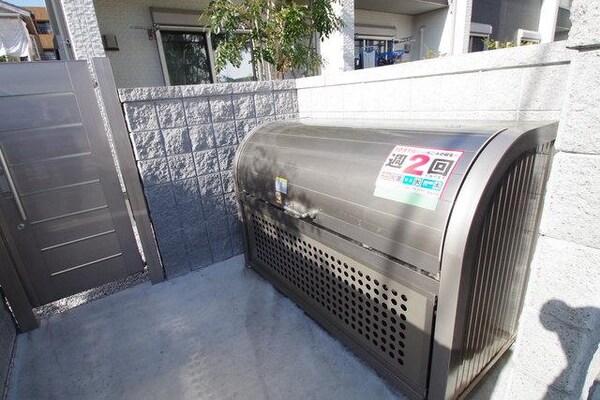 設備(★敷地内ごみ捨て場★)