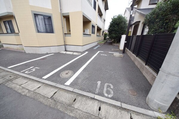駐車場(ペット飼育可　)