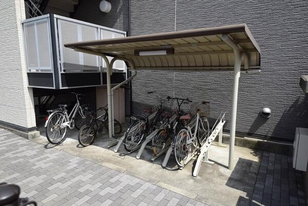 共有部分(★屋根付き駐輪場です★)