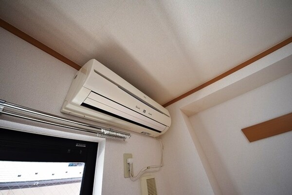 設備(お得な更新料なし　駅まで平坦アクセス　設備・収納充実)