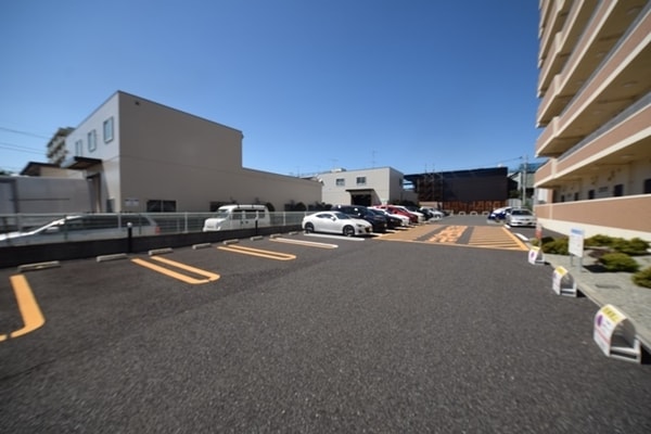 駐車場(★駐車場★)