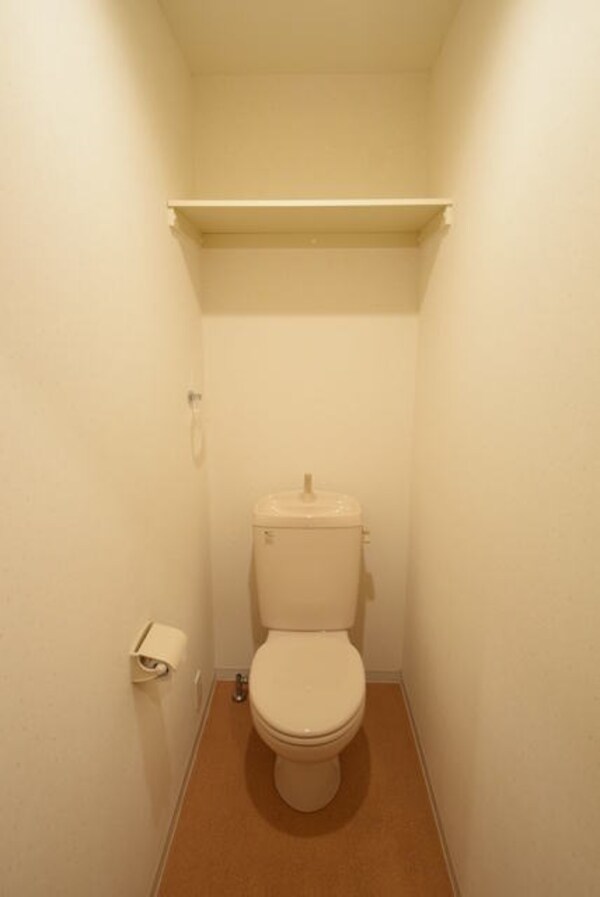トイレ(★トイレには棚もあります★)