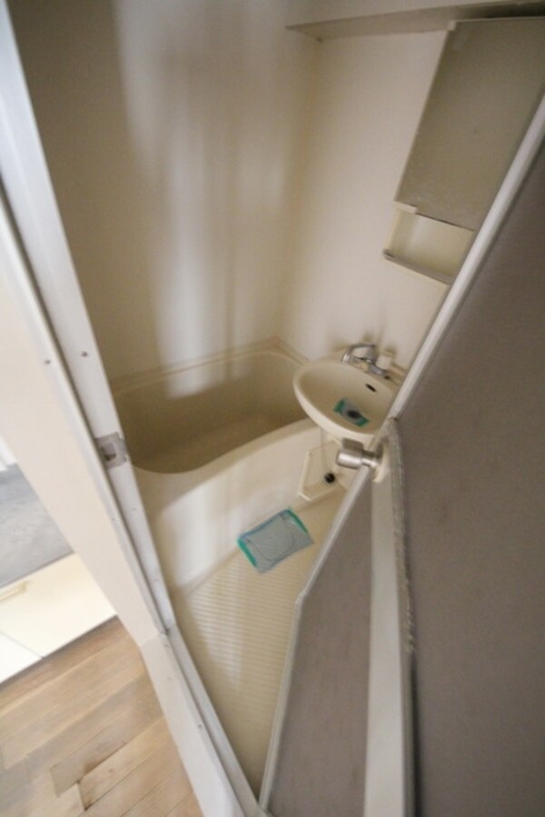 バス／シャワールーム等