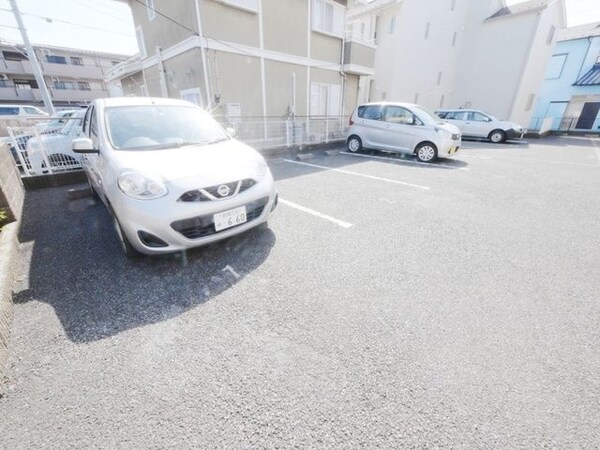 駐車場(★駐車場★)