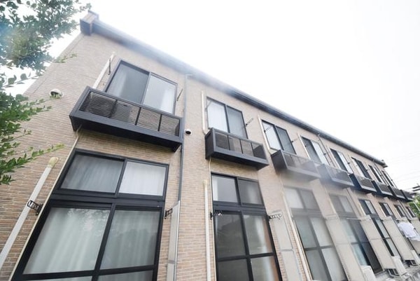 外観(★　日当たりのいい建物です　★)