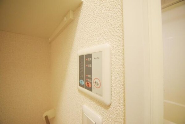 バス／シャワールーム等(★　浴室乾燥機付き　★)