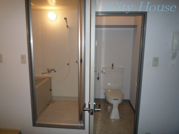 バス／シャワールーム等