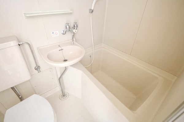 バス／シャワールーム等(★見学希望等はタウンハウジング中央林間店までお気軽に♪★)