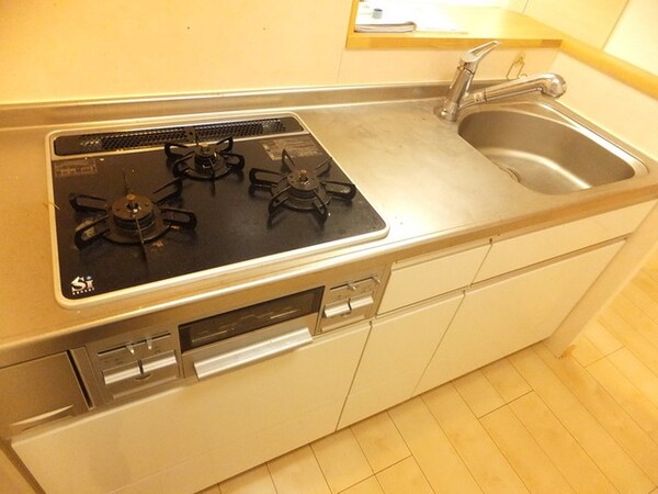 キッチン(★見学希望等はタウンハウジング中央林間店までお気軽に♪★)