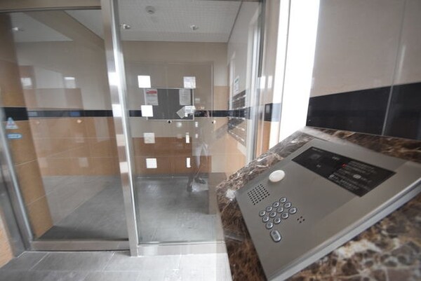 エントランス(★見学希望等はタウンハウジング中央林間店までお気軽に♪★)