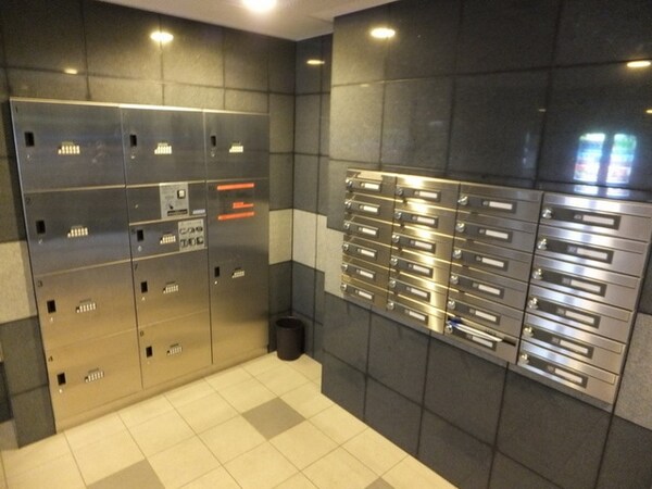 エントランス(★見学希望等はタウンハウジング中央林間店までお気軽に♪★)