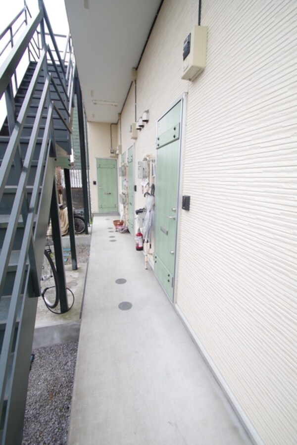 エントランス(★見学希望等はタウンハウジング中央林間店までお気軽に♪★)