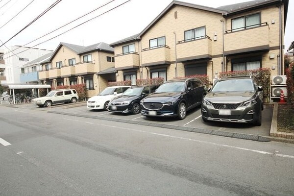 駐車場(★お問い合わせはタウンハウジング中央林間店まで★)