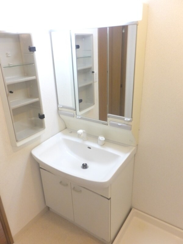 洗面(※別部屋参考写真です)