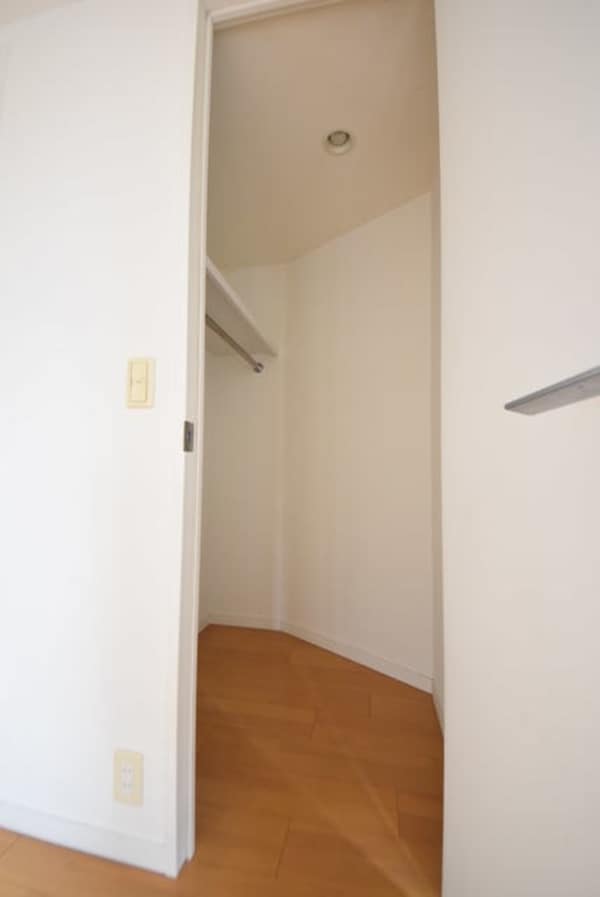 収納(★収納がある為、お部屋をスッキリさせられます★)