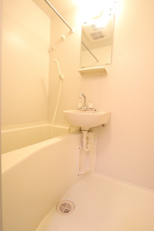 バス／シャワールーム等