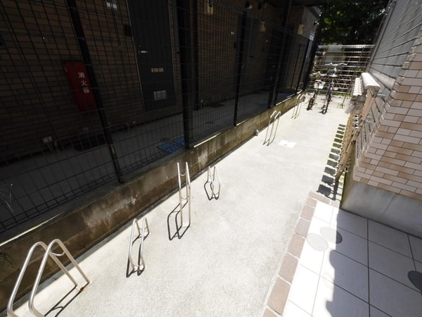 駐車場(★賃貸物件のお問い合わせはタウンハウジング登戸店まで★)