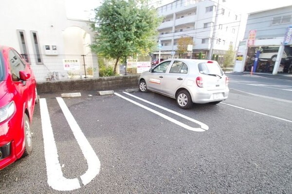 駐車場(★賃貸物件のお問い合わせはタウンハウジング登戸店まで★)