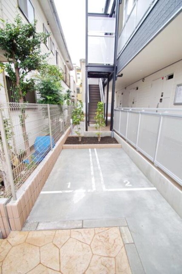 駐車場(★賃貸物件のお問い合わせはタウンハウジング登戸店まで★)