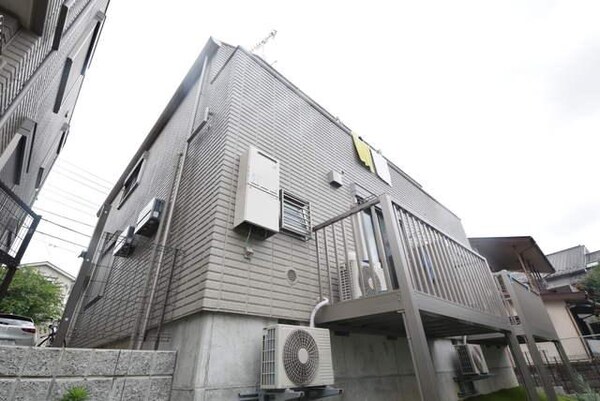 外観(★　日当たりのいい建物です　★)