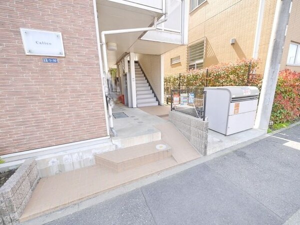 エントランス(★賃貸物件のお問い合わせはタウンハウジング登戸店まで★)