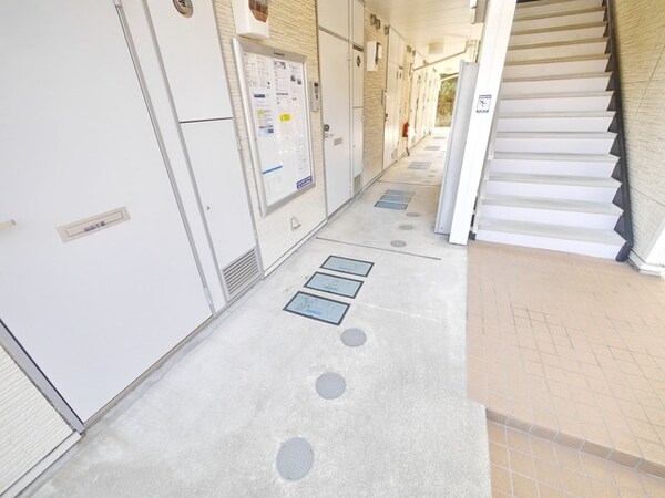 エントランス(★賃貸物件のお問い合わせはタウンハウジング登戸店まで★)