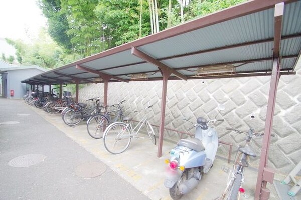 駐車場(★タウンハウジング稲田堤店までお問合せください★)